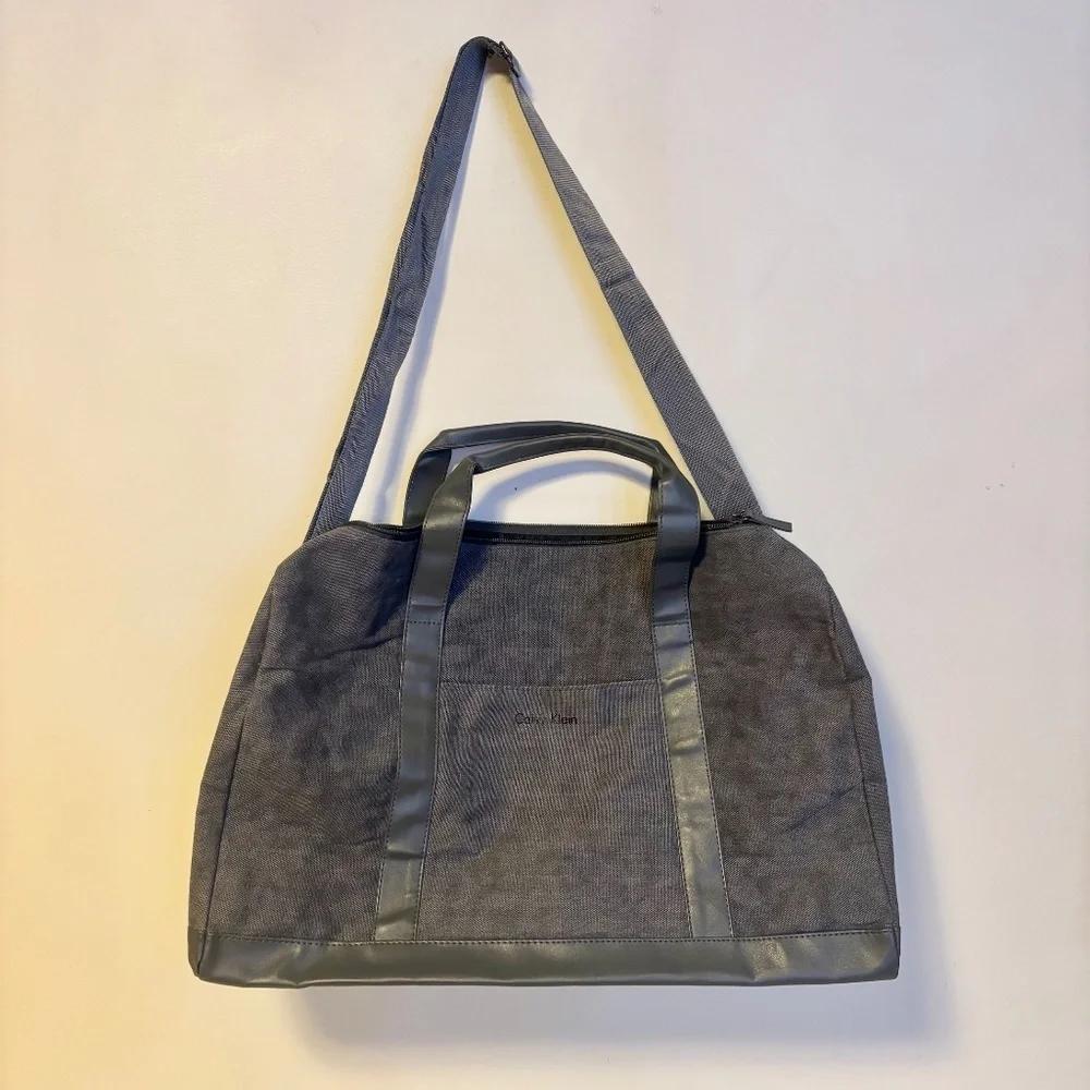 Calvin Klein Mens Duffle Gym Weekend Bag Dark Grey Faux Leather Trim Large Size